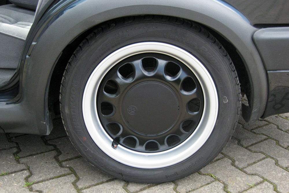 Jetta Blau