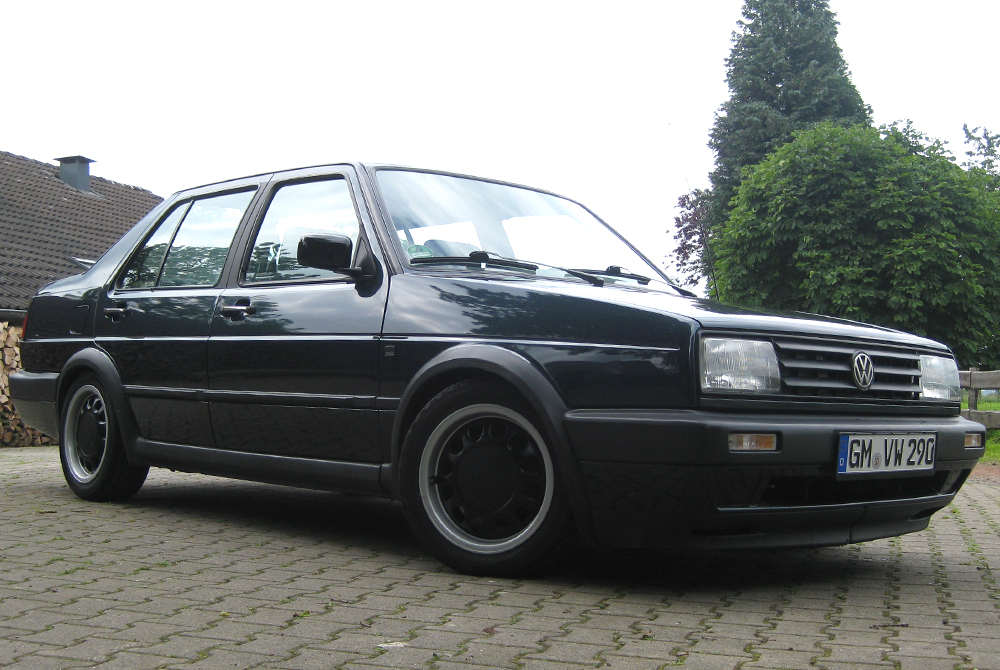 Jetta Blau