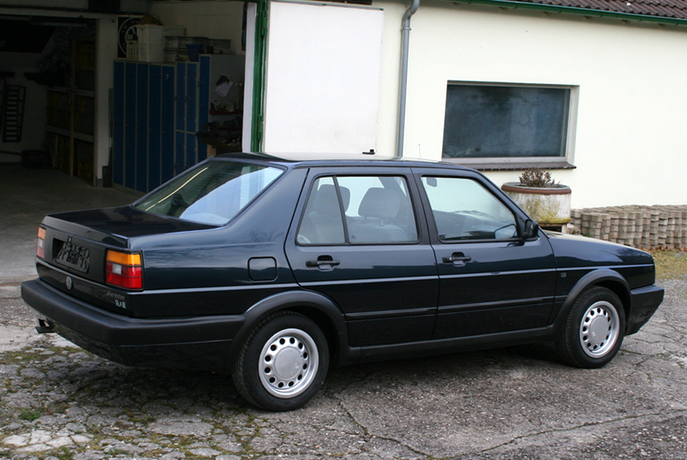 Jetta Blau